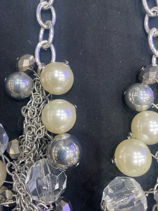 Maxi Collar eslabones imitando perlas y cristal