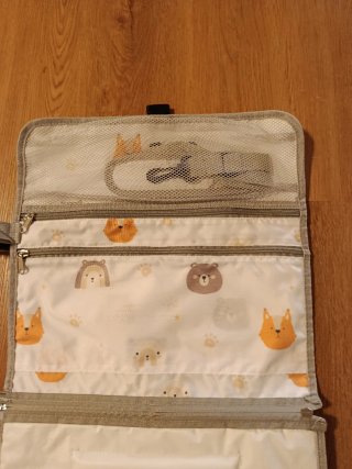 Cambiador de bebé con estampado de animales