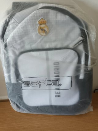 Mochila Real Madrid Grande Gris y Blanca