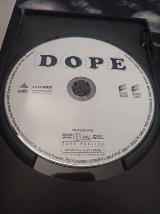 DOPE DVD (Atrapado en los Noventa)