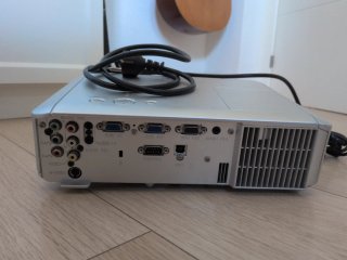 Proyector Hitachi CP-X260