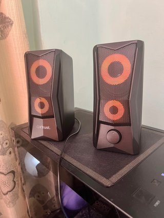 Altavoces Gaming Trust JAVV RGB USB