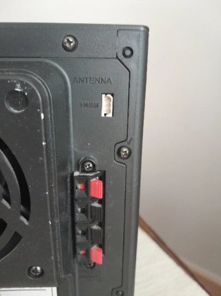 Minicadena Sony (sólo radio FM)