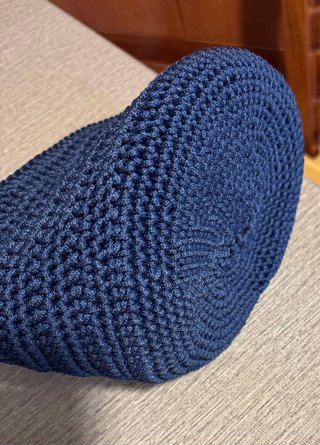 Borsa artigianale all’uncinetto blu navy