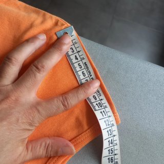 Camiseta Levi's naranja talla 14