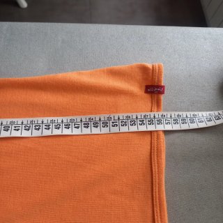 Camiseta Levi's naranja talla 14
