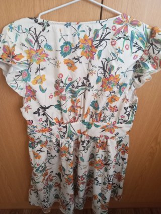 Vestido SHEIN floral blanco talla L