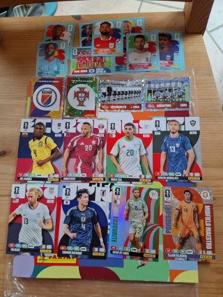 Revista mas álbum de fútbol, 20 cromos y 8 cartas
