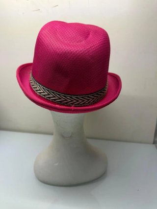 Cappello Rosa con Fascia Zigzag