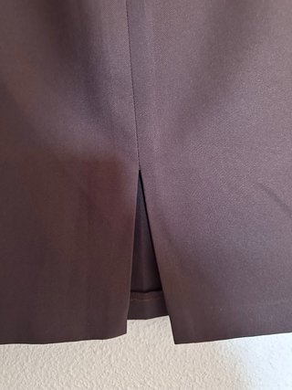 Falda marrón elegante