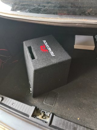 Subwofer renegade 500w