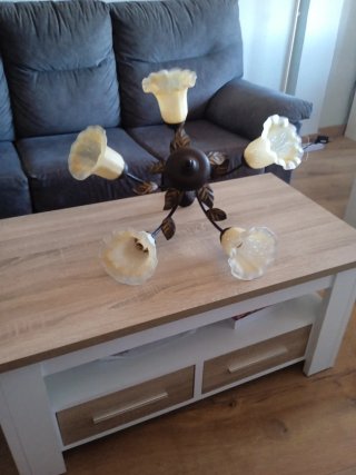 Lámpara de mesa de cristal y metal