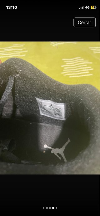 Jordan Retro 4 Black Cat