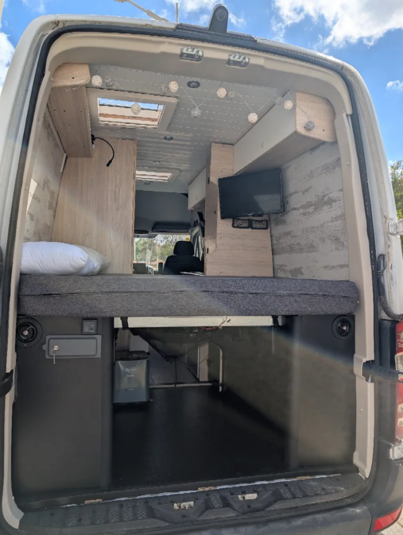 Mercedes Sprinter CAMPER - foto 1