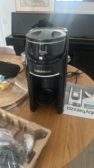 Baby Brezza Formula Pro Advanced + esterilizador