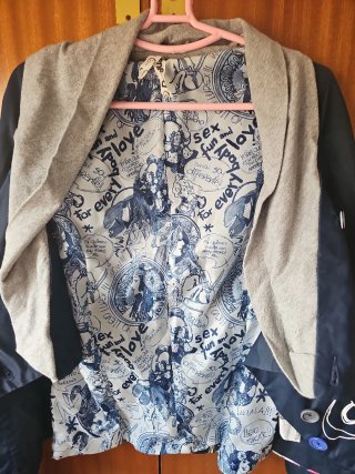 Blazer impermeable estampado Queda genial. puesto