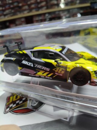Scalextric Advance Audi R8 LMS VR46