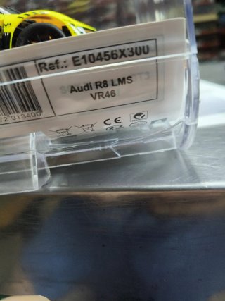 Scalextric Advance Audi R8 LMS VR46
