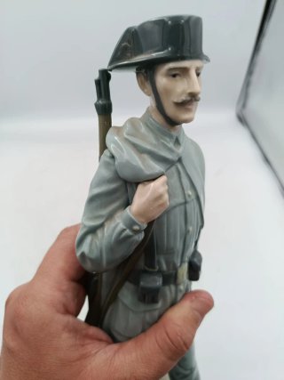 FIGURA LLADRÓ GUARDIA CIVIL