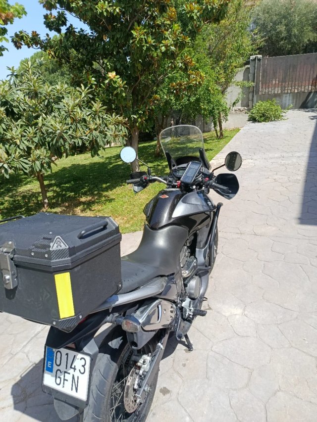 Honda Transalp XL700 Negra/Gris