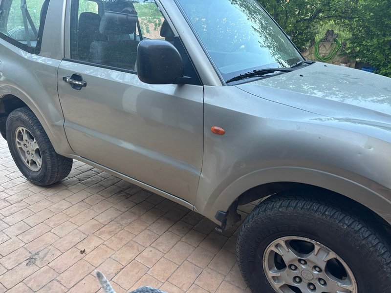 Mitsubishi Montero 2000 - foto 1