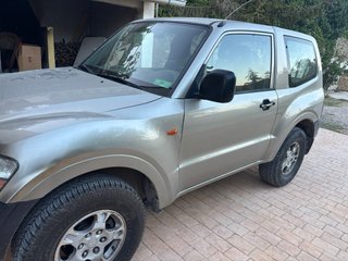 Mitsubishi Montero 1999