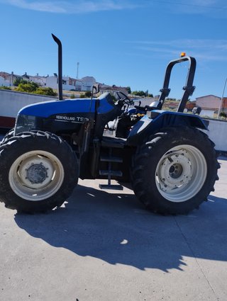 Tractor New Holland TS90