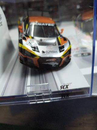 Scalextric Advance Audi R8 LMS GT3 Marc VDS