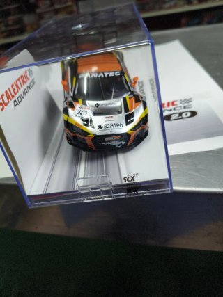 Scalextric Advance Audi R8 LMS GT3 Marc VDS