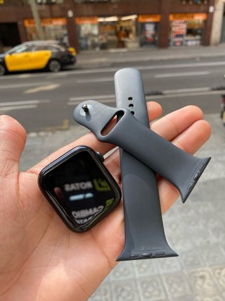 Apple Watch SE 44mm Negro Seminuevo