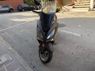 Kymco Xciting 400 Maxi Scooter 2017 Negra
