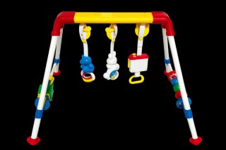 Gimnasio para bebé con juguetes