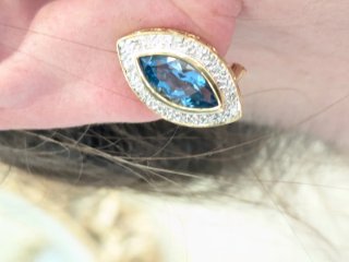 Pendientes Oro 18k con topacio Azul Marquise