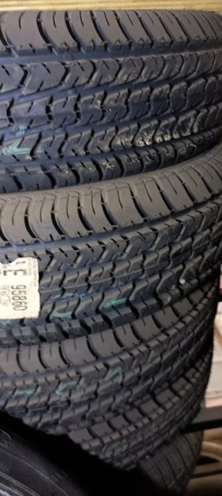 2 pneumatici 175/70 R13 nuovi