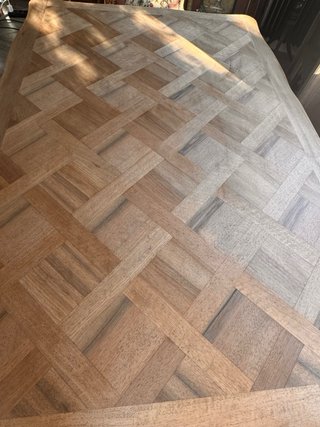 Antigua mesa francesa parquet Versalles PRECIOSA