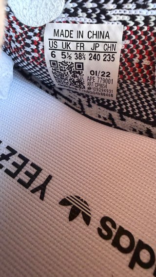 Adidas Yeezy Boost 350 V2 Zebra Talla 38.5