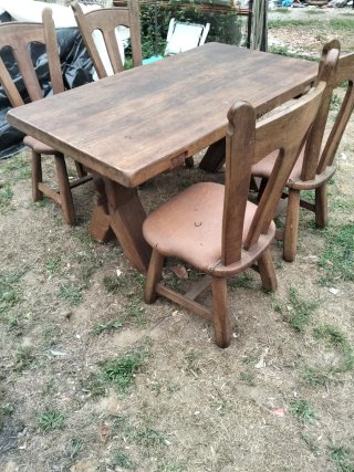 Mesa y 4 Sillas Roble Antiguas