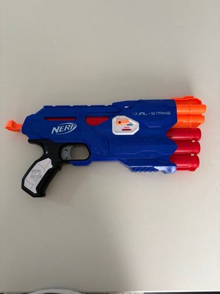 Pistola Nerf Dual-Strike