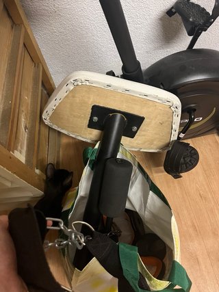 Banco de gimnasio multiusos con accesorios