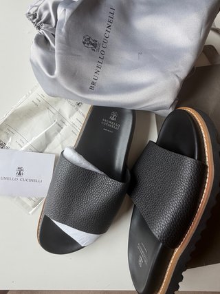 Sandali Brunello Cucinelli in pelle di lusso