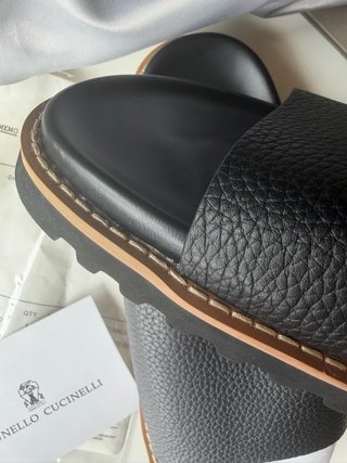 Sandali Brunello Cucinelli in pelle di lusso