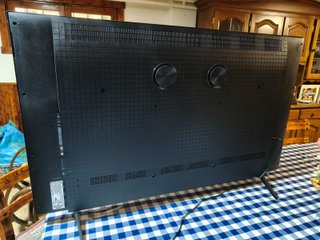 TCL 55 QD-Mini LED TV - Para piezas. Está nueva