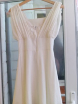 Vestido fiesta blanco marfil escote drapeado S