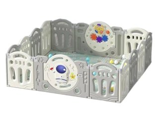 Parco giochi per bambini con tema spaziale