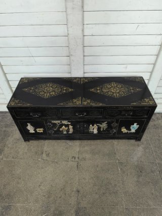Aparador oriental.  Auxiliar Negro. Vintage
