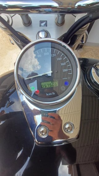 Honda  Acepto cambio por scooter 300c o superior.
