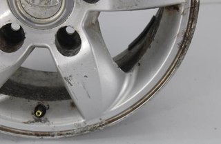 Kia 2532 1 llanta sorento 2.5 crdi ex 114985