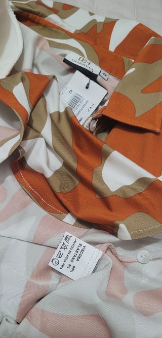Blusa con stampa vintage