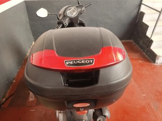 Peugeot Tweet 125cc Scooter 2014