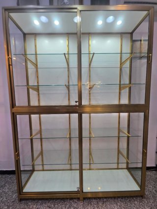 Vitrinas y mostrador para comercio
